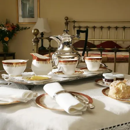 Guest house Heatons 4*