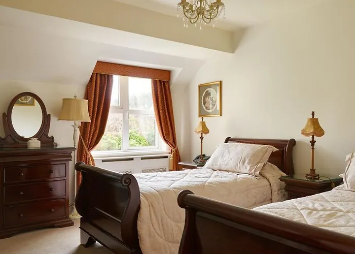 Heatons Πανσιόν 4*